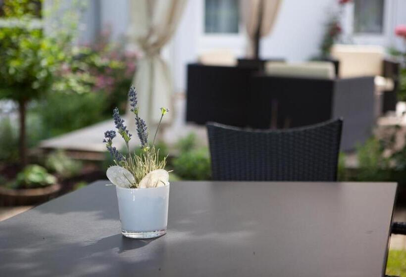 Centro Hotel U No1, Trademark Collection By Wyndham