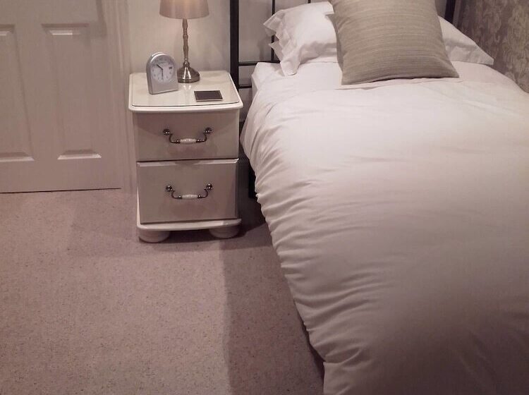 Eastdale Bed And Breakfast