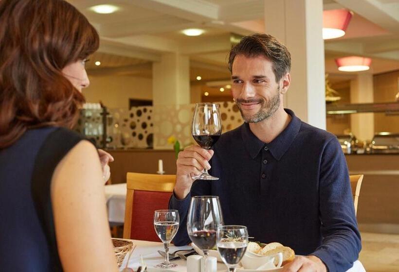 Göbel S Seehotel Diemelsee