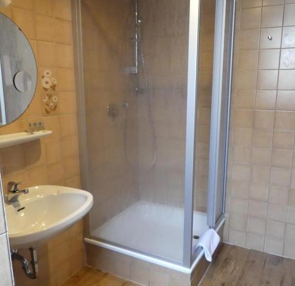 فندق Bayerischer Hof