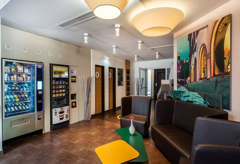 B&b Hotel Freiburg Nord