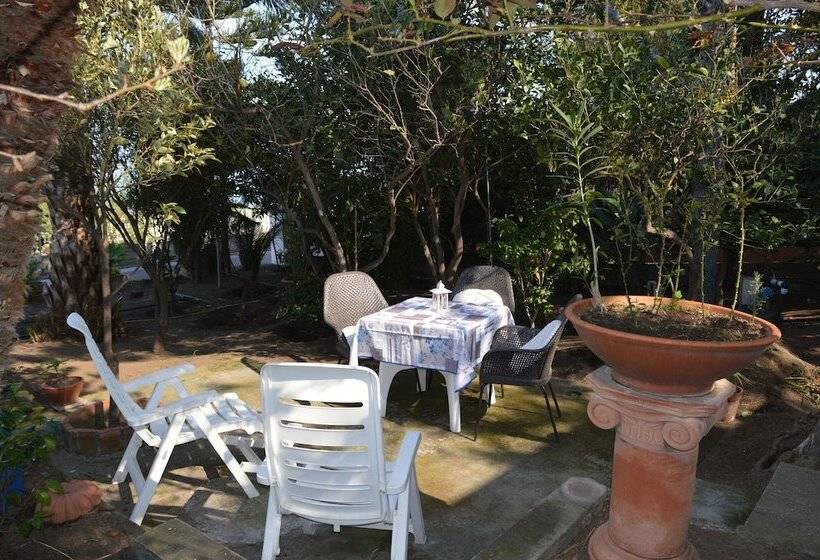 בית מלון כפרי B&b Il Giardino Segreto