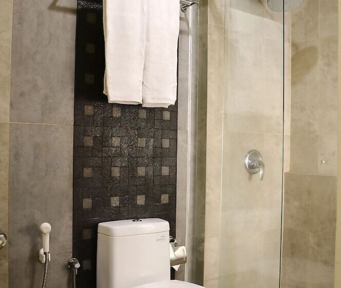 فندق Biz Boulevard