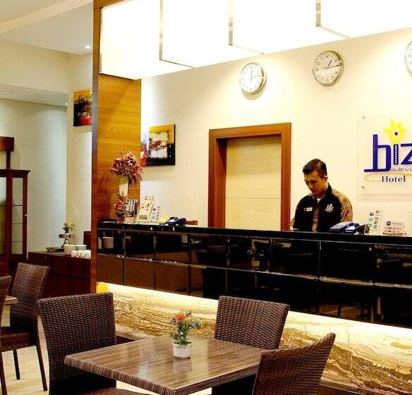 فندق Biz Boulevard