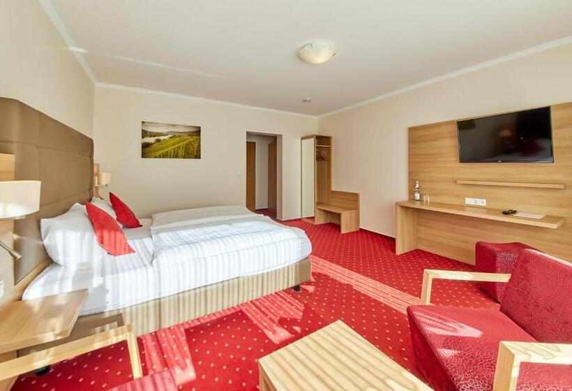 Отель Café Ernst