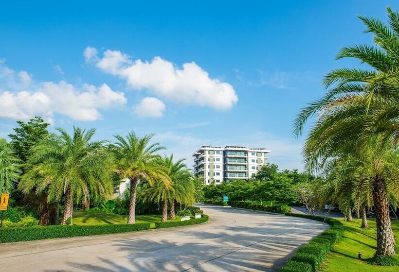 هتل Chalong Miracle Lakeview