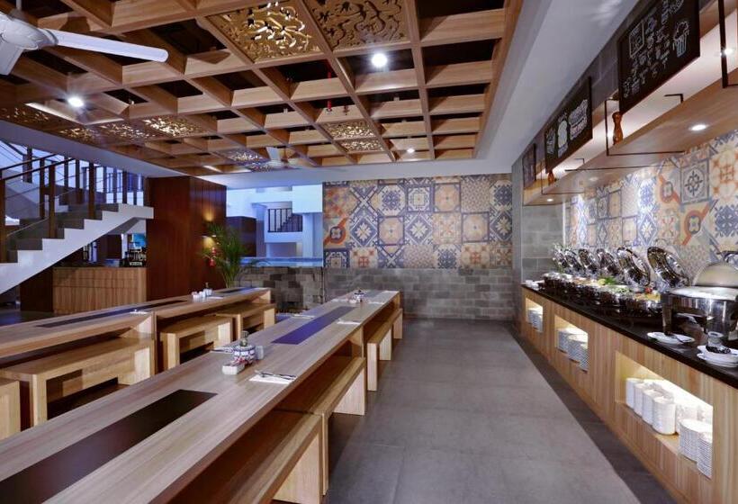 Fame Hotel Sunset Road