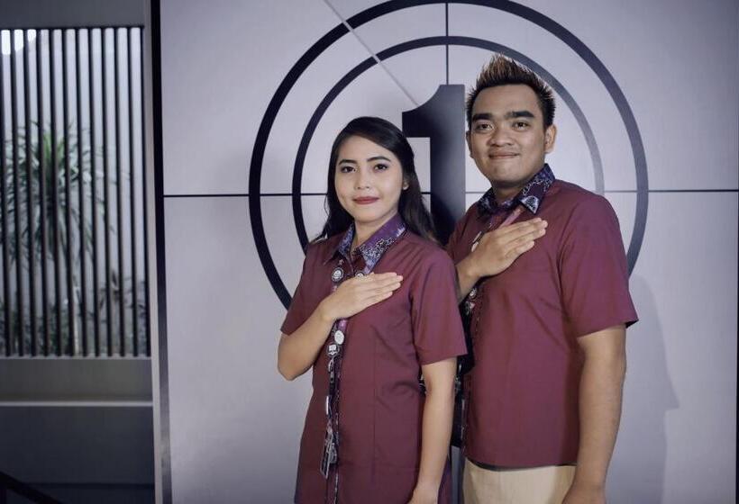 Fame Hotel Sunset Road