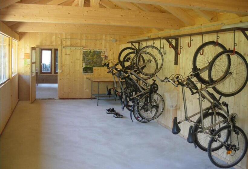 ホテル Garni Drachenburg