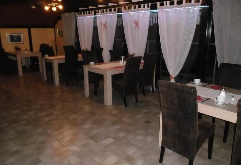 فندق Garni Julia