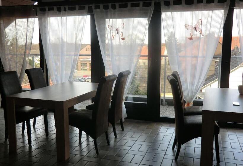 فندق Garni Julia