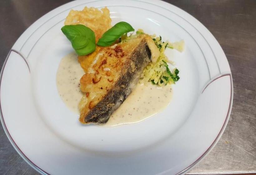 호텔 Gast Und Weinhaus Burkard