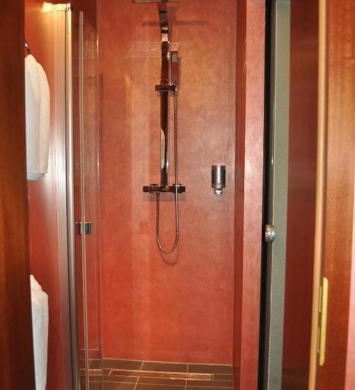 호텔 Gast Und Weinhaus Burkard