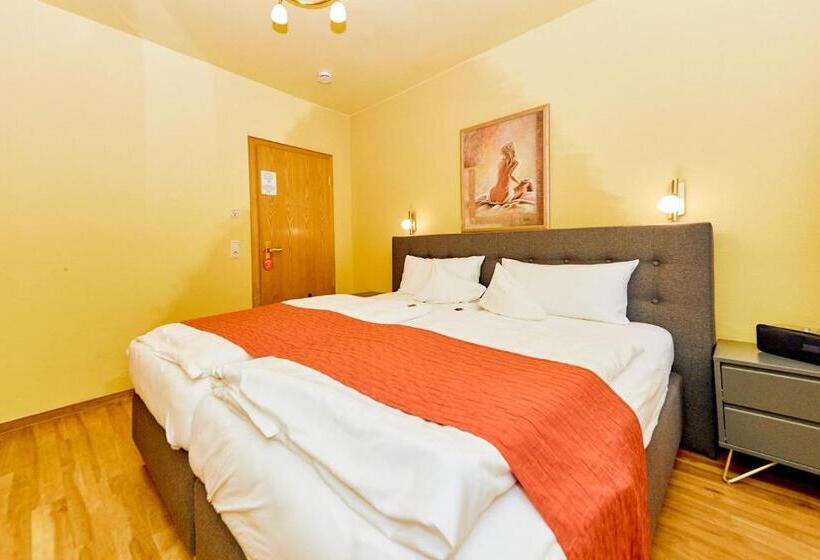 호텔 Gast Und Weinhaus Burkard