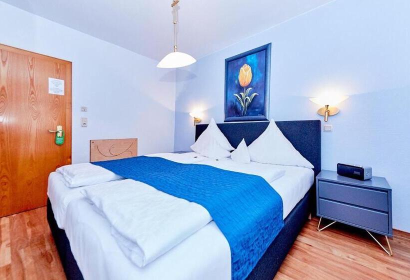 호텔 Gast Und Weinhaus Burkard