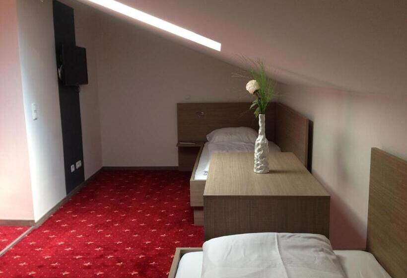 Отель Gasthof Falter