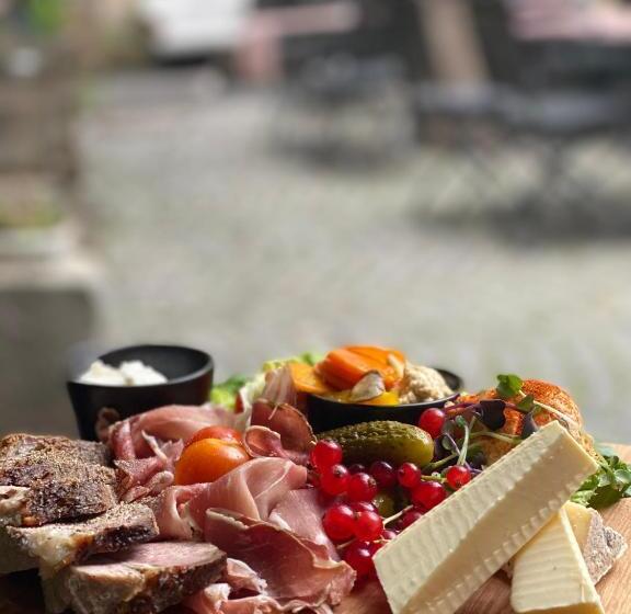 Отель Gasthof Zum Storch