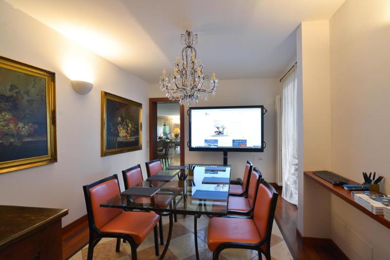 Отель Like Home Boutique