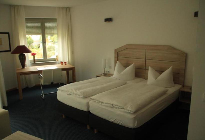 هتل Garni Lindenstraße