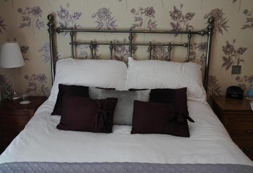 בית מלון כפרי Magpies Restaurant With Rooms