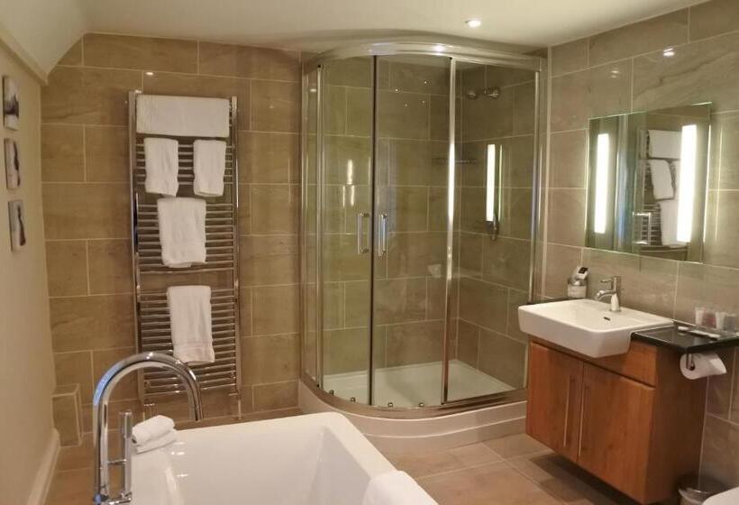 בית מלון כפרי Magpies Restaurant With Rooms