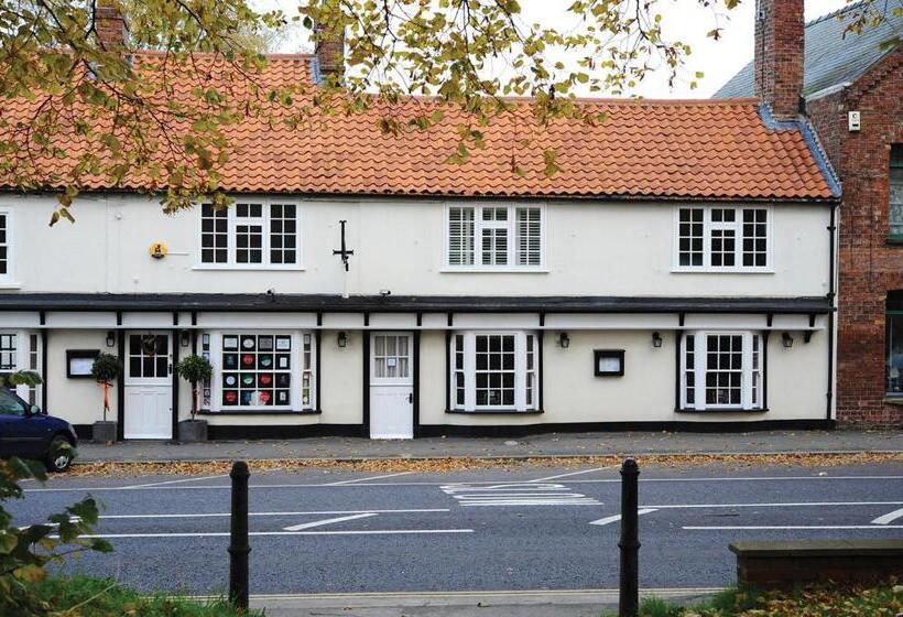 בית מלון כפרי Magpies Restaurant With Rooms