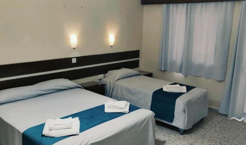 בית מלון כפרי Minaides