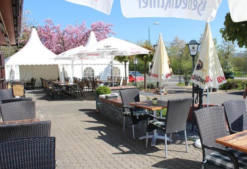 ホテル Zur Moselbrücke