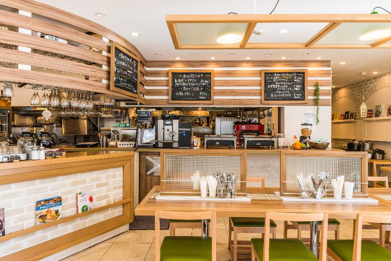 בית מלון כפרי Mystays Yokohama Kannai