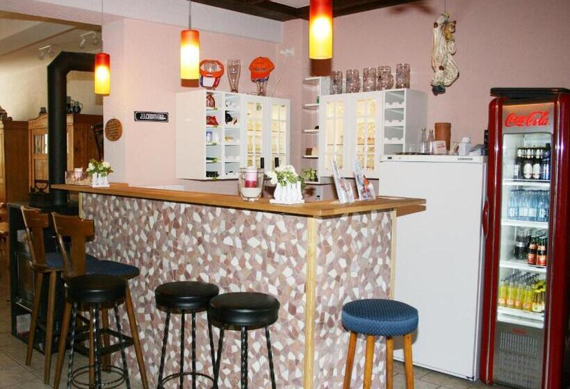 Отель Pension Bei Schinderhannes Und Julchen