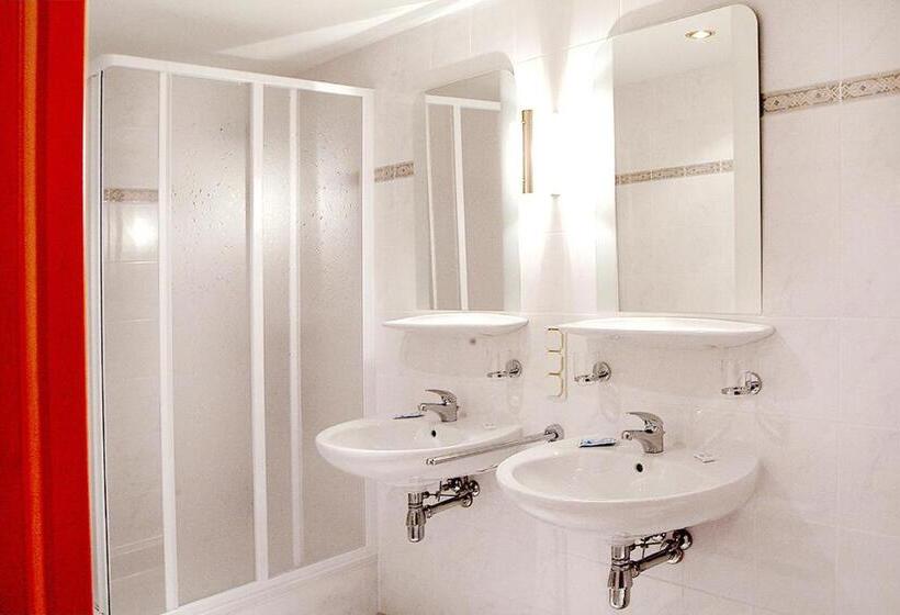 Отель Pension Bergkranz