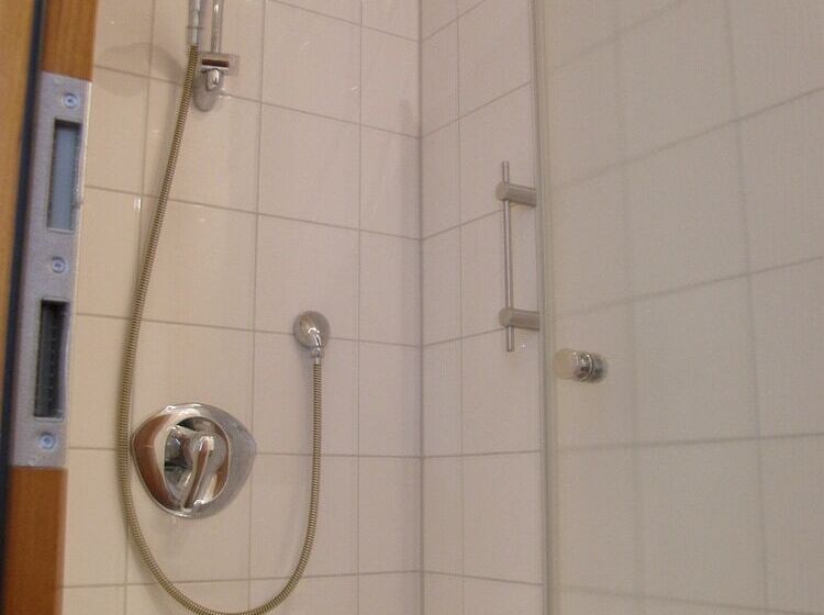 هتل Pension Freiraum Guesthouse Berlin