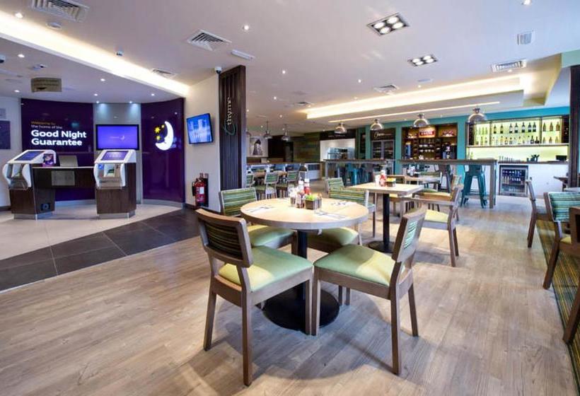 Fotos del hotel Premier Inn London Brixton:  11