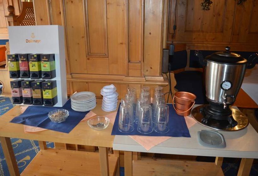 ホテル Resi Von Der Post