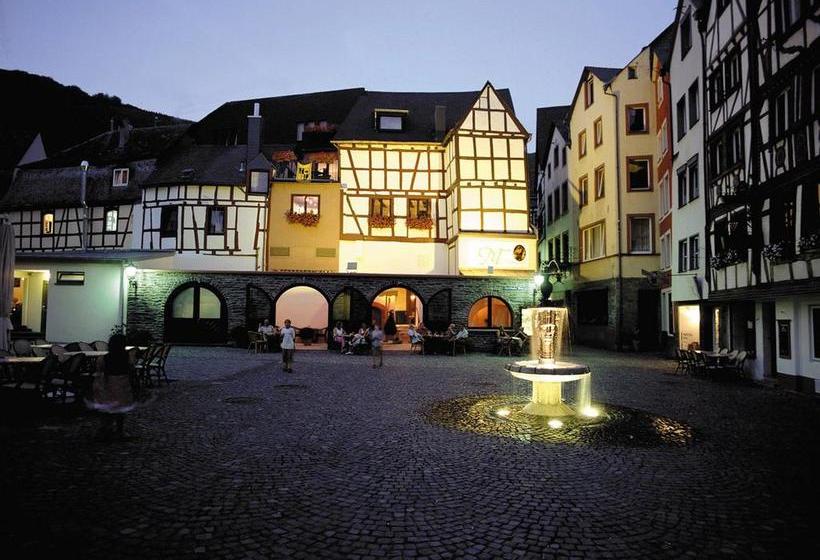 ホテル Restaurant Moselblümchen