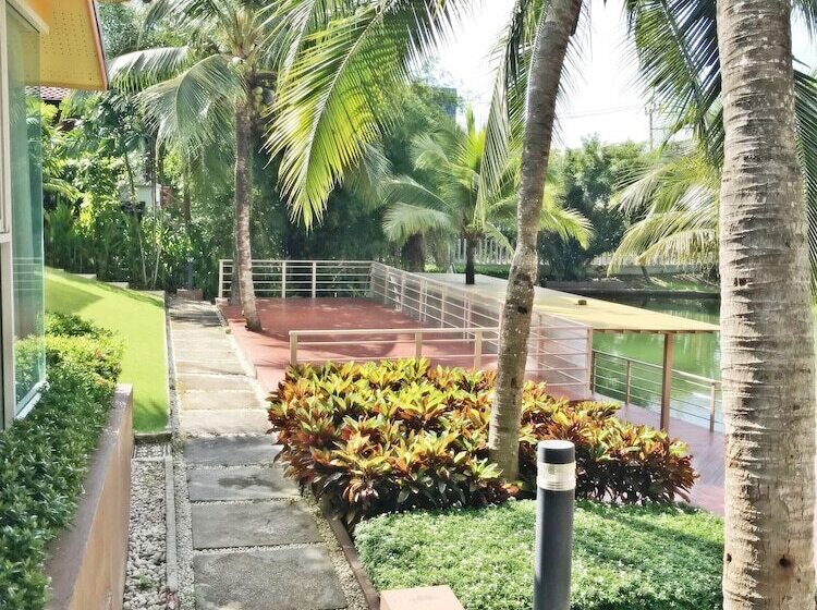 호텔 Royal Lee Resort & Spa