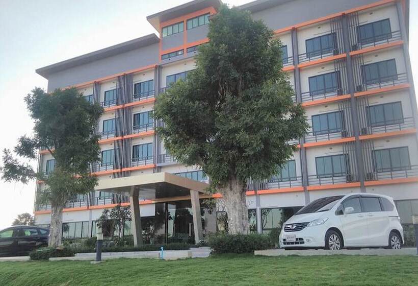 فندق Som O House