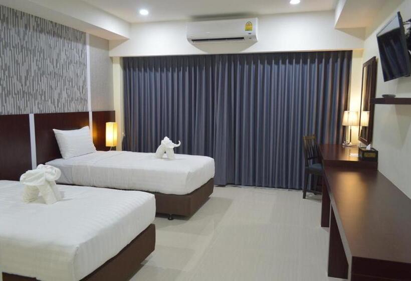 فندق Som O House