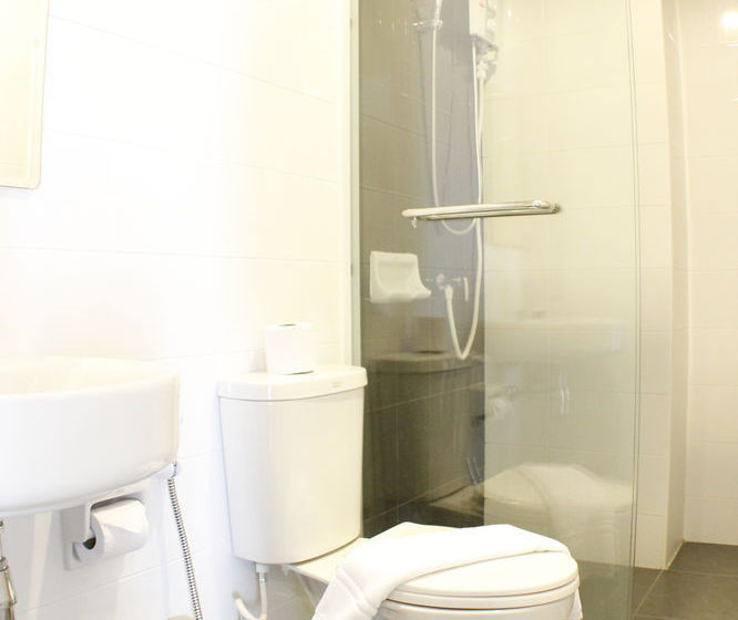 ホテル The Change Suites Korat