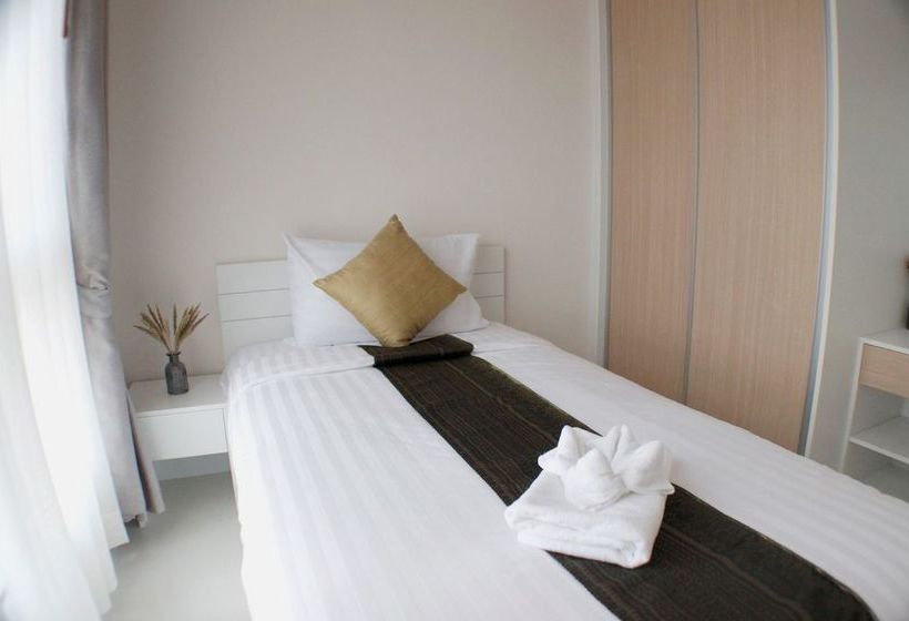 ホテル The Change Suites Korat