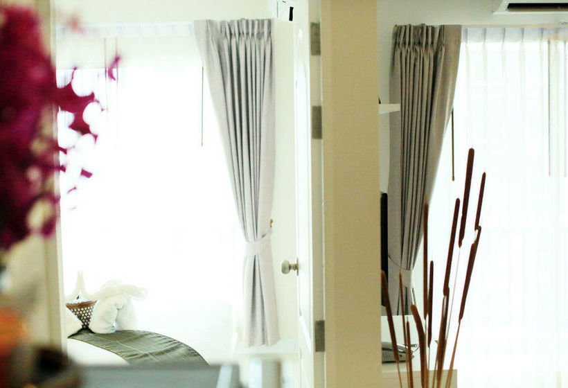 ホテル The Change Suites Korat