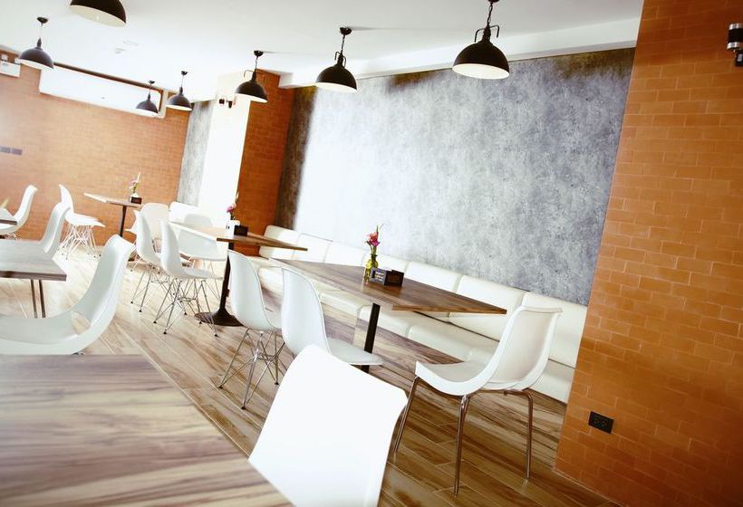 ホテル The Change Suites Korat