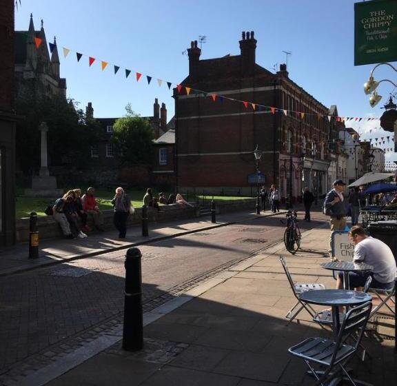 فندق The Gordon House