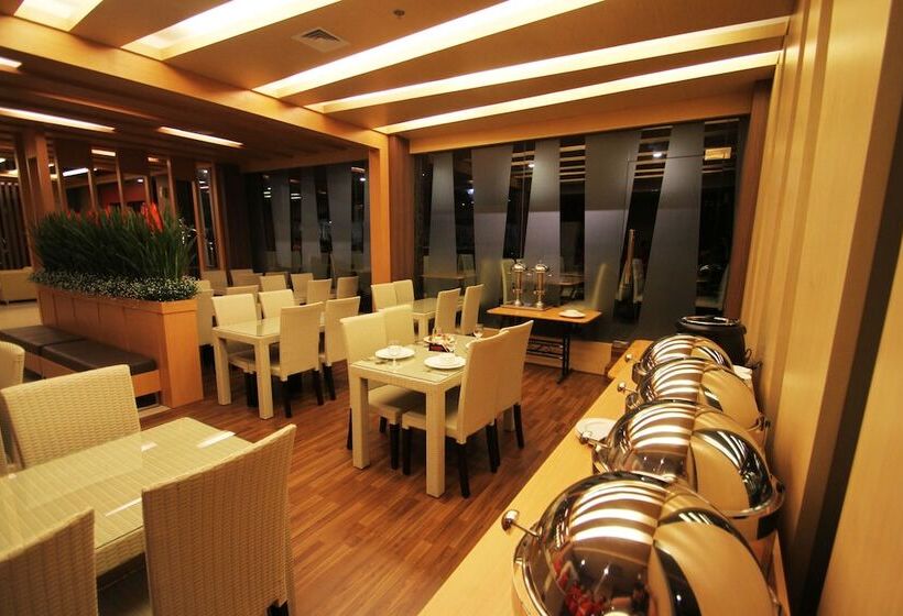 The L Hotel Entertainment