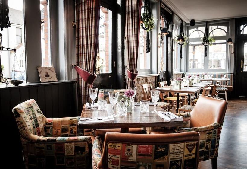 호텔 The Queen's Head