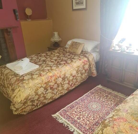 בית מלון כפרי The Red Lion