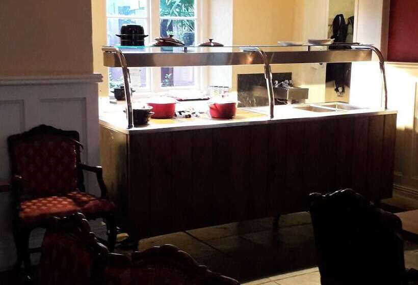 בית מלון כפרי The Red Lion