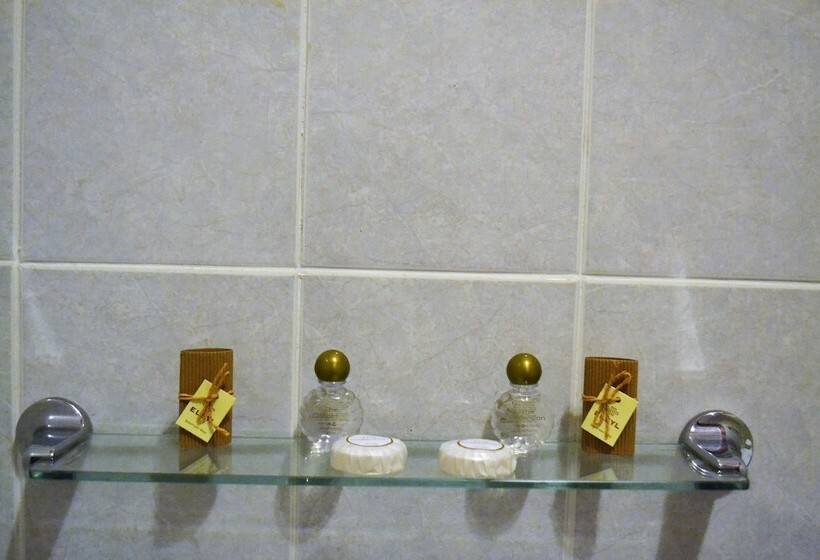 בית מלון כפרי The Red Lion