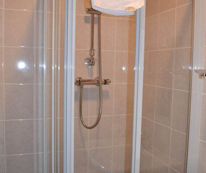 בית מלון כפרי The Red Lion