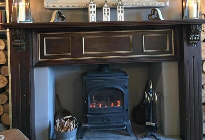 فندق The Westmorland Inn